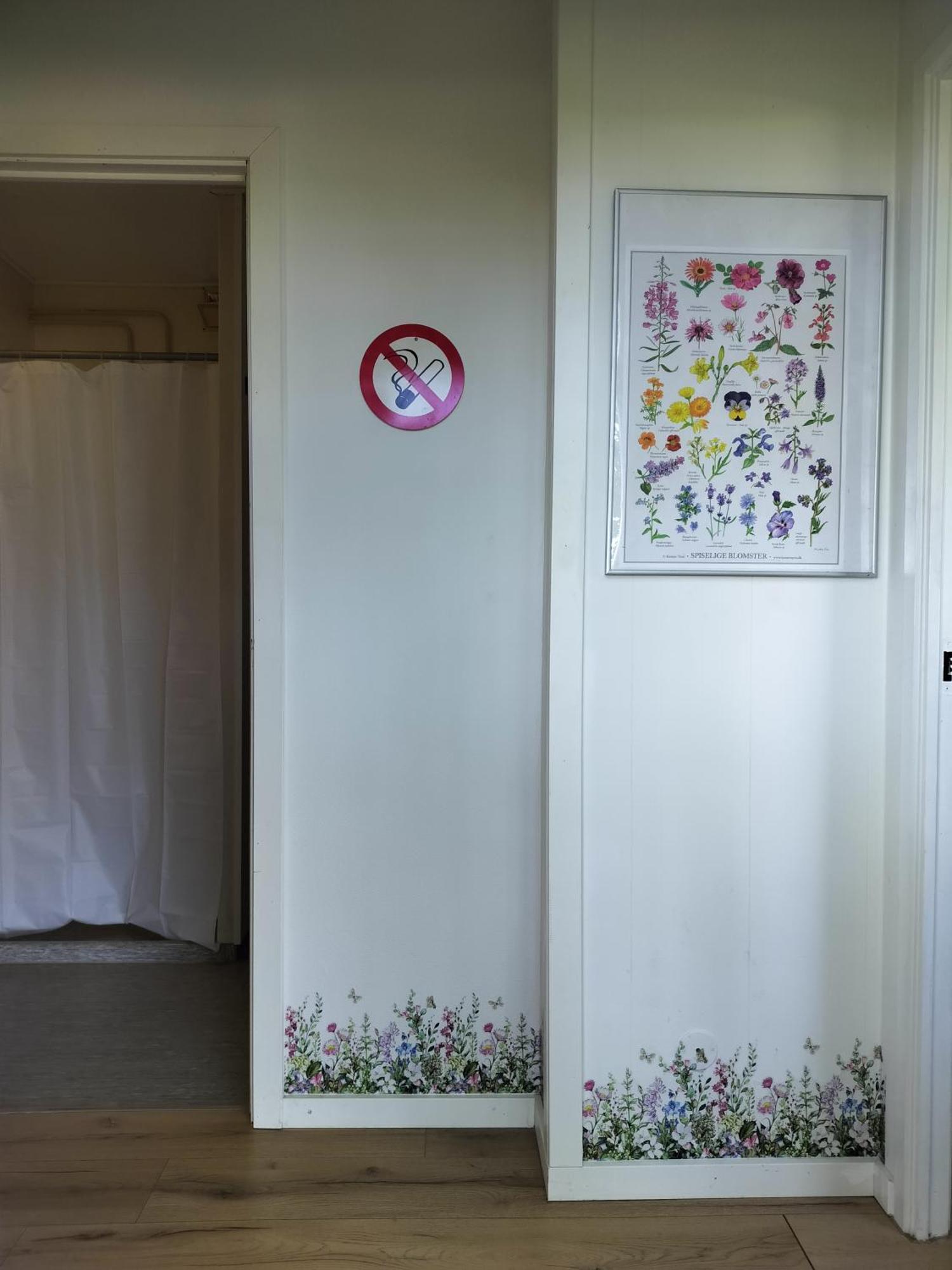 Vaerelse I Hytte Ved Stege Nor Exterior foto